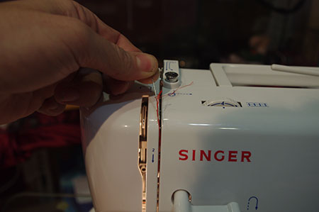 Reparar problema de tensiones en máquina de coser