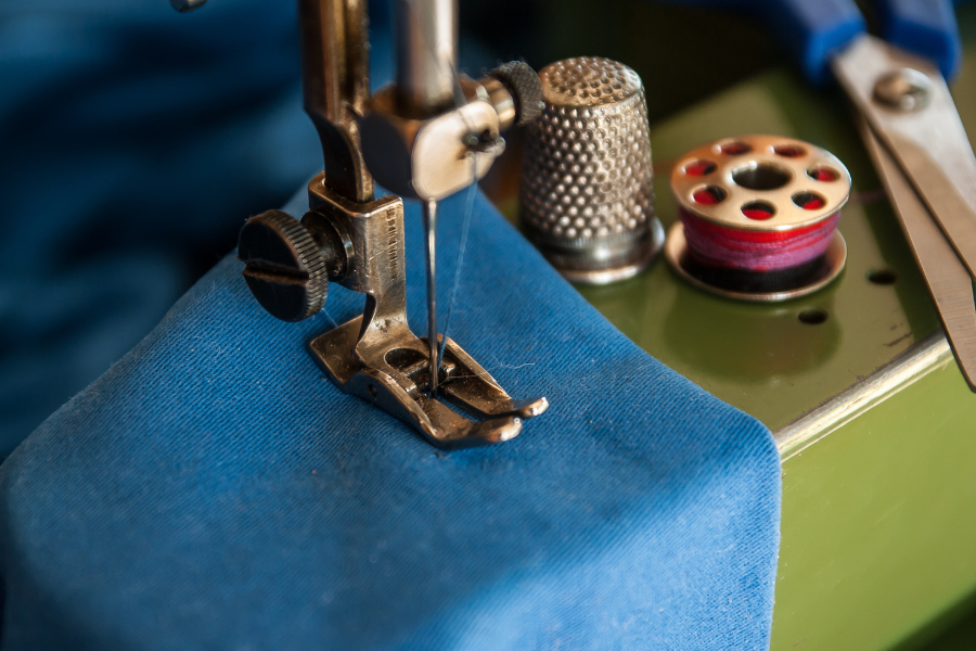 maquina de coser y bordar