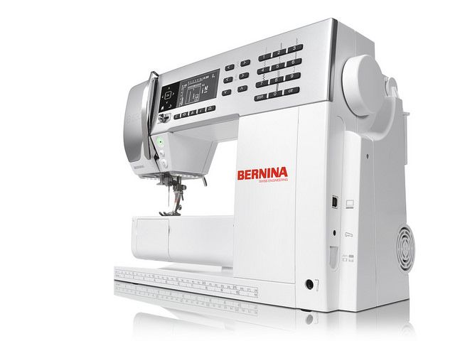 Maquina de Coser Bernina 550 QE