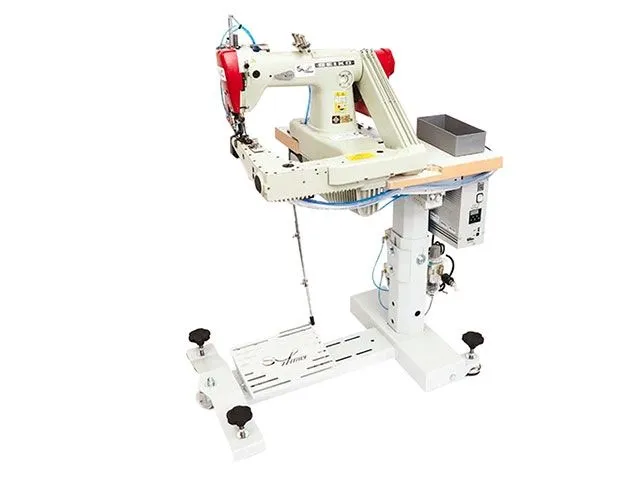 Máquina de brazo para cierre de perneras Brother FOA261M