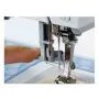 Bernina-aurora-550-enhebrador-automático