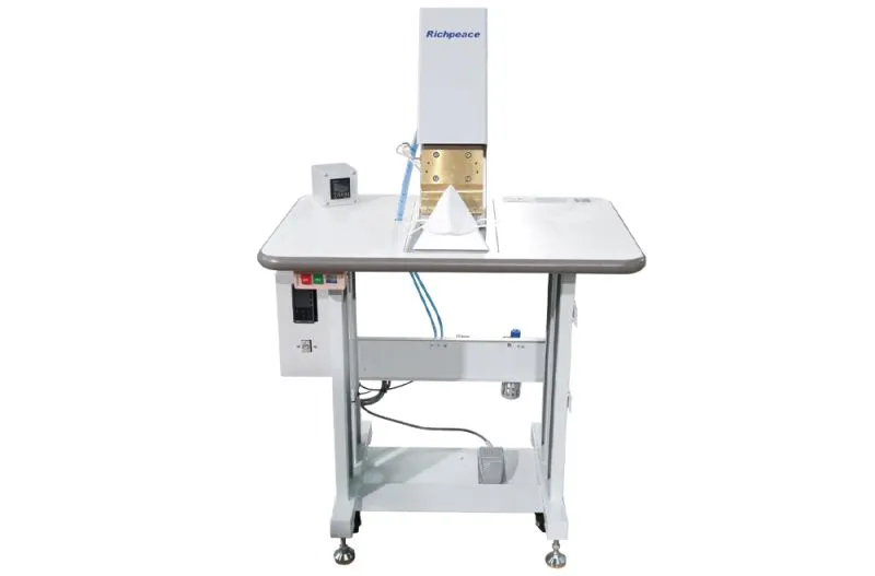 Clip de nariz exterior de prensa en caliente Manual y barra de esponja interior para máquina de mascarilla plegada